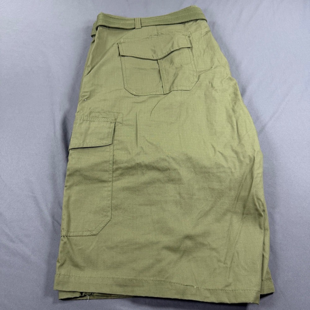Akademiks Mens Size 48 Cargo Shorts Olive Green With Belt Y2K Hip Hop Streetwear